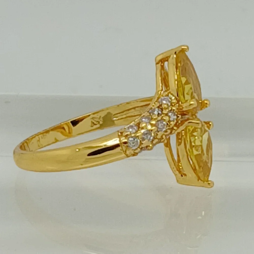 Vintage Gold Tone Yellow Pear Cut Bypass Cocktail Ring Size 6.25 Butterfly Style